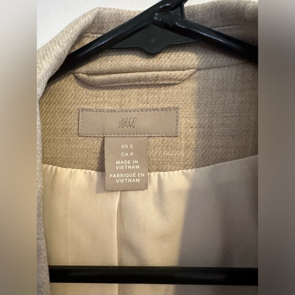 H&M blazer - Picture 3 of 3